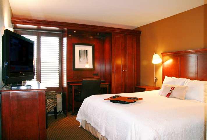 Hampton Inn Traverse City Exterior foto
